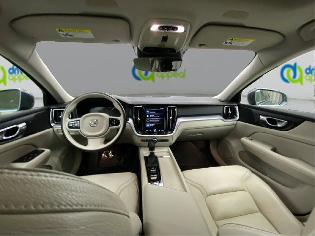 Used 2020 Volvo V60 T5 Cross Country w/ Protection Package Premier AWD/4WD image 30