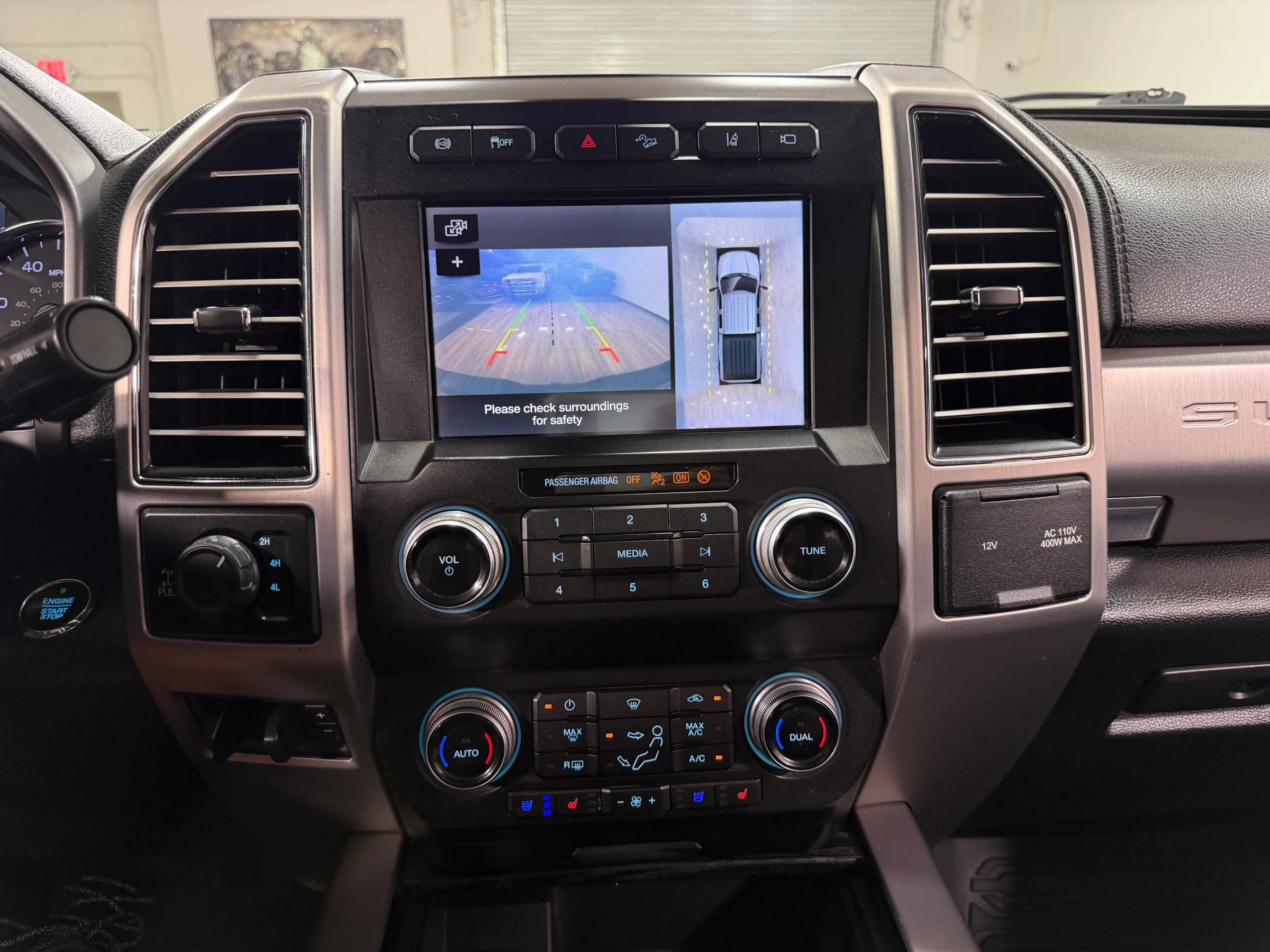 Used 2019 Ford F250 Platinum w/ Platinum Ultimate Package AWD/4WD image 21