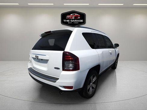 Used 2016 Jeep Compass High Altitude AWD/4WD image 6