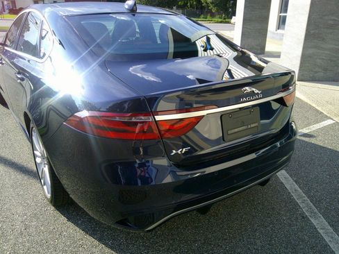 Used 2023 Jaguar XF R-Dynamic SE AWD/4WD image 54