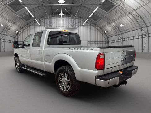 Used 2016 Ford F250 Platinum w/ FX4 Off-Road Package AWD/4WD image 3