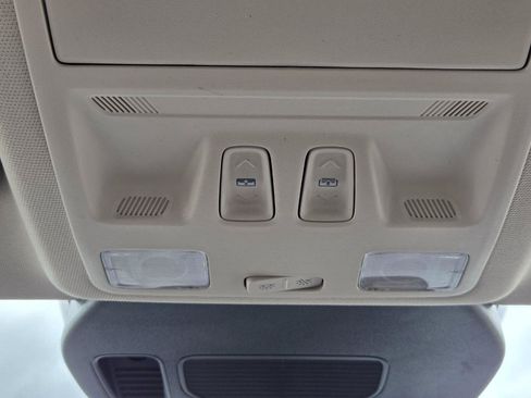 Used 2020 Ford Escape Titanium image 26