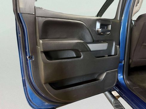 Used 2018 Chevrolet Silverado 1500 LT w/ All Star Edition image 14