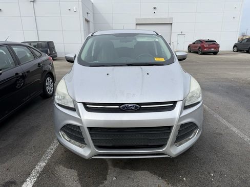Used 2014 Ford Escape SE image 2