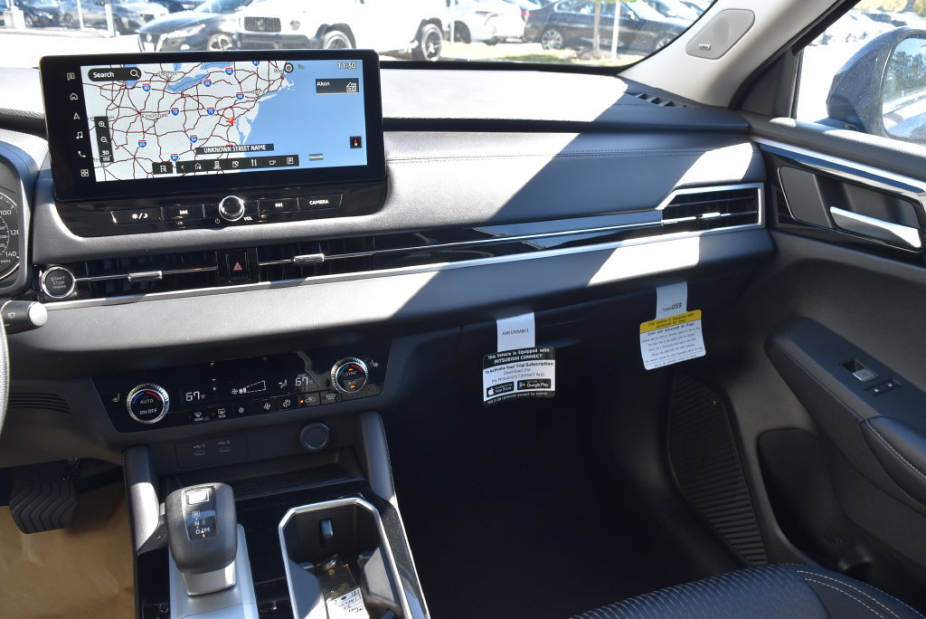 New 2026 Mitsubishi Outlander ES AWD/4WD image 6