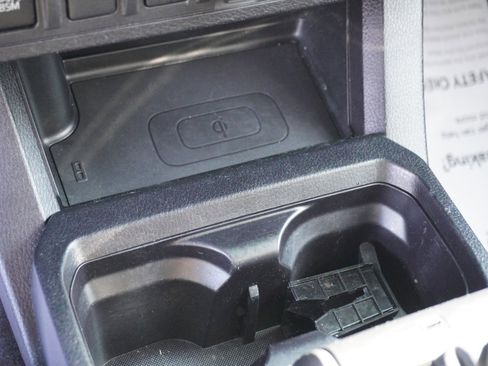 Used 2021 Toyota Tacoma TRD Off-Road image 23