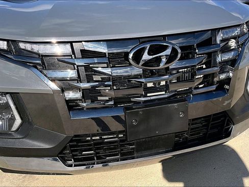 Used 2024 Hyundai Santa Cruz Limited image 37