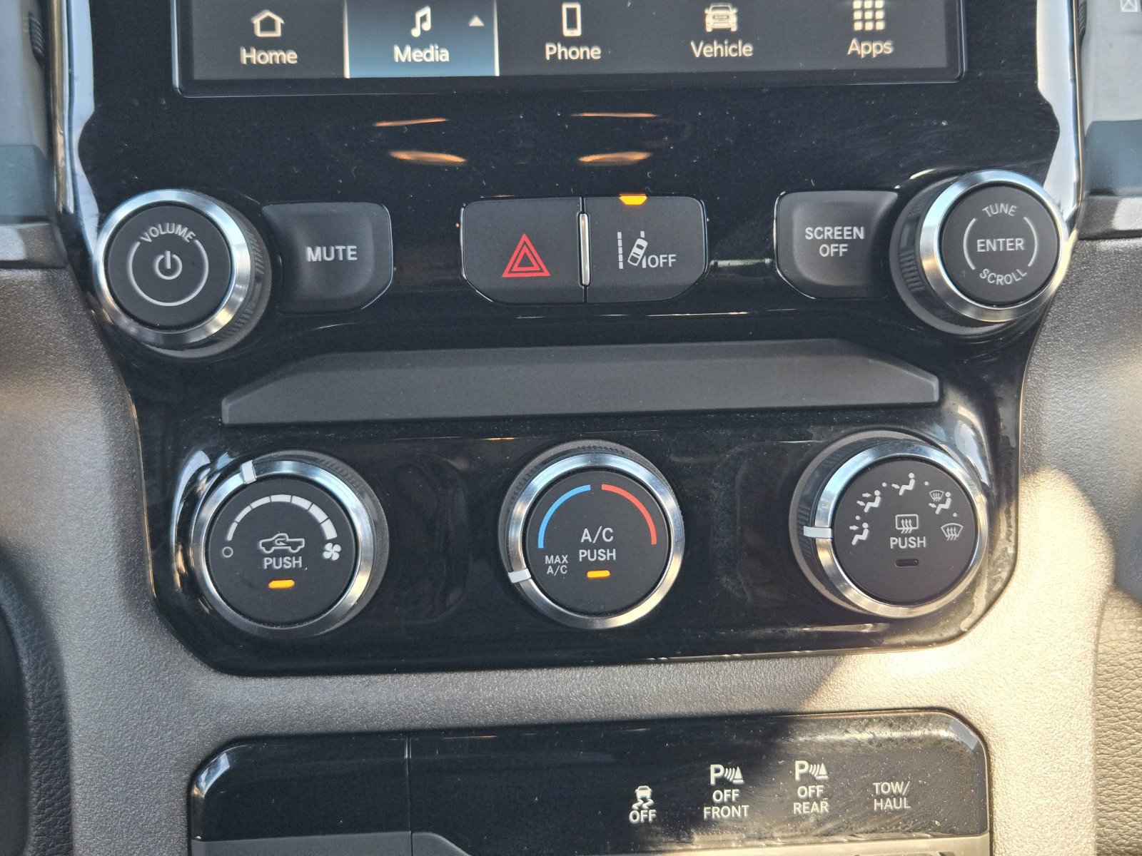 Used 2025 RAM 1500 Tradesman RWD image 22