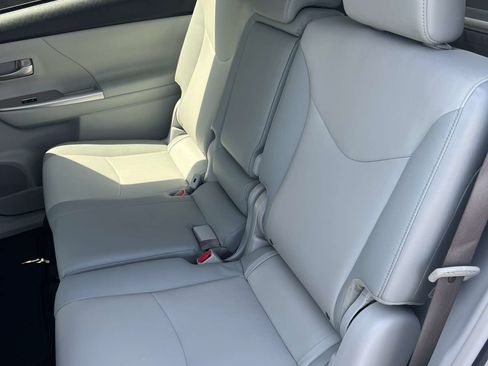 Used 2013 Toyota Prius V Five FWD image 9