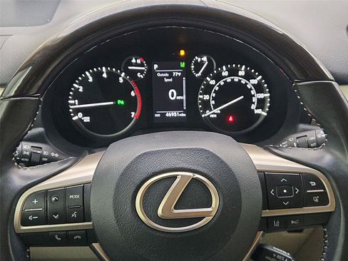 Used 2020 Lexus GX 460 Premium w/ Premium Package AWD/4WD image 16