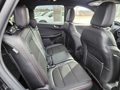 Used 2025 Ford Escape ST-Line image 19