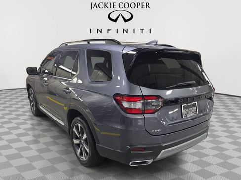 Used 2024 Honda Pilot Elite image 7