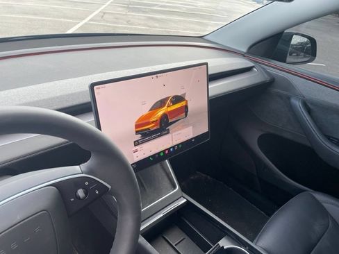 Used 2026 Tesla Model Y 2WD image 20