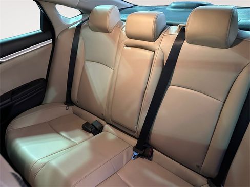 Used 2020 Honda Civic EX-L image 13