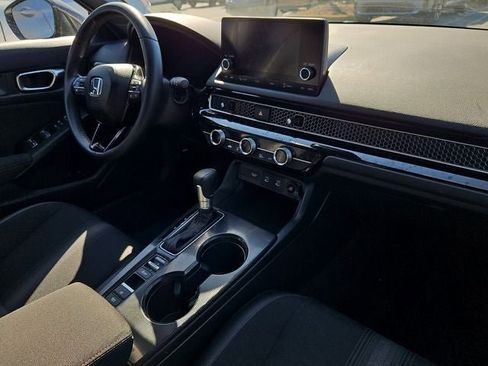 Used 2025 Honda Civic Sport image 12