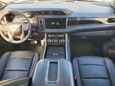 Used 2024 GMC Yukon Denali AWD/4WD image 15