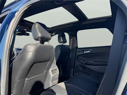 Used 2020 Ford Edge ST w/ Equipment Group 401A image 21