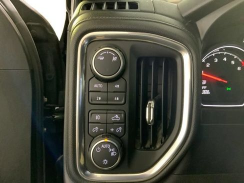 Used 2019 Chevrolet Silverado 1500 RST AWD/4WD image 24