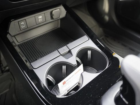 New 2026 Toyota Prius Plug-In Hybrid image 24