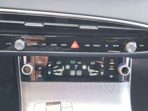 New 2026 Genesis GV70 2.5T Sport Prestige AWD/4WD image 15