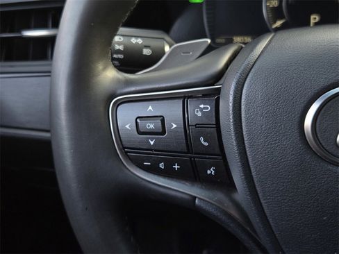 Used 2023 Lexus ES 300h w/ Premium Package image 24