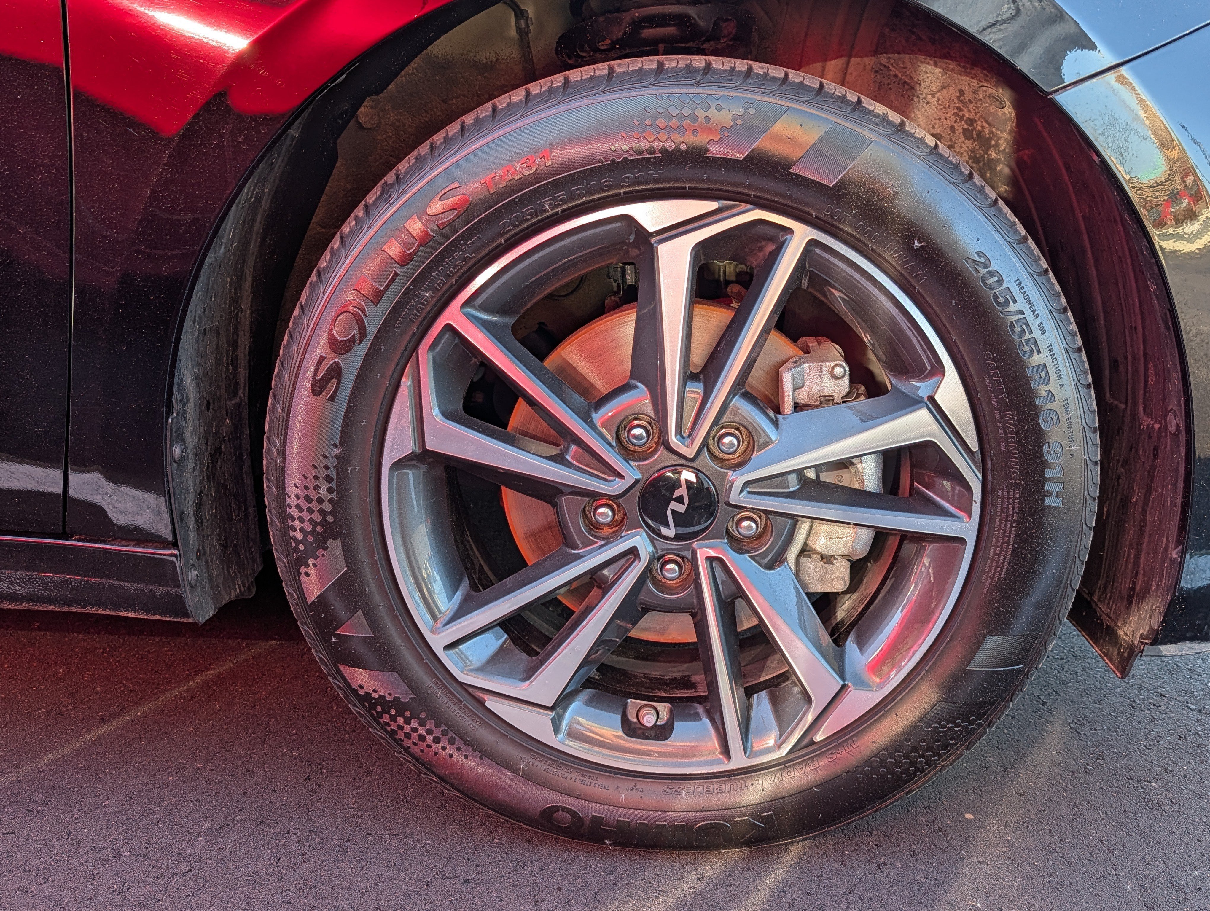 Certified 2024 Kia Forte LXS w/ LXS Technology Package FWD image 15