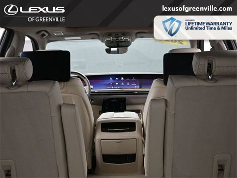 Used 2025 Cadillac Escalade Sport Platinum image 27