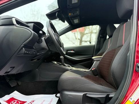 Used 2023 Toyota Corolla SE image 12