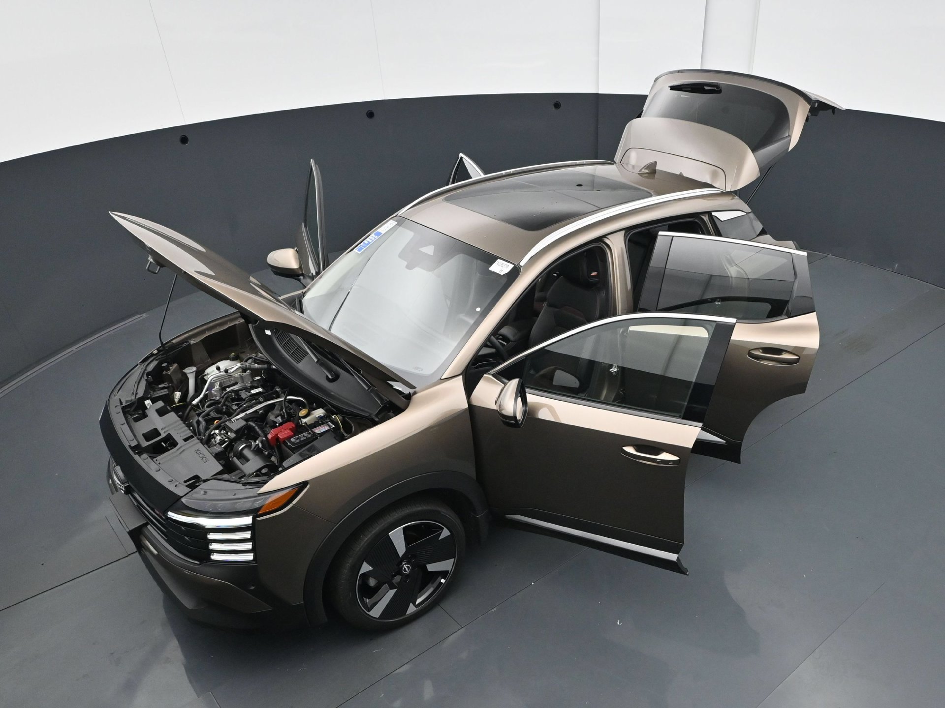 Used 2025 Nissan Kicks SR w/ SR Premium Package AWD/4WD image 40