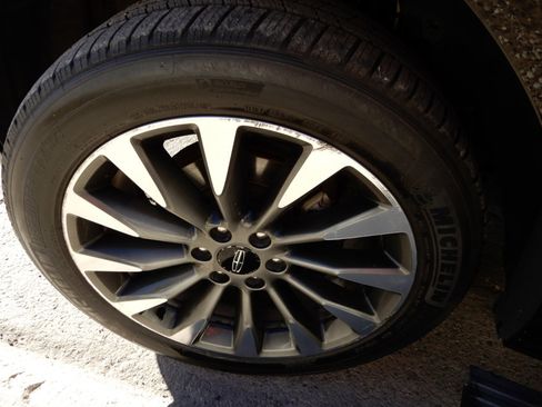 Used 2020 Lincoln Navigator Reserve image 29