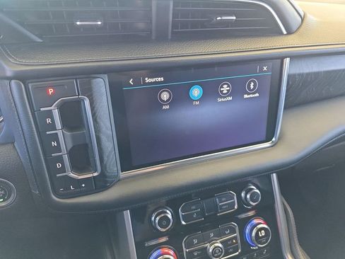 Used 2021 GMC Yukon Denali image 13