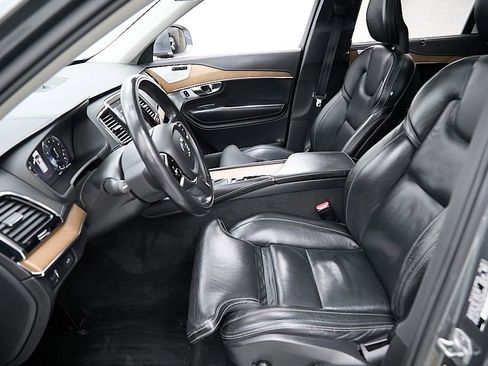 Used 2018 Volvo XC90 T6 Inscription w/ Convenience Package image 19