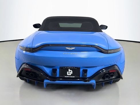 Used 2021 Aston Martin V8 Vantage Roadster RWD image 6