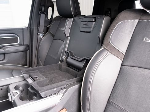 Used 2024 RAM 2500 Laramie w/ Night Edition image 9