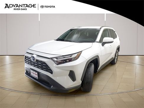 Certified 2024 Toyota RAV4 XLE image 4