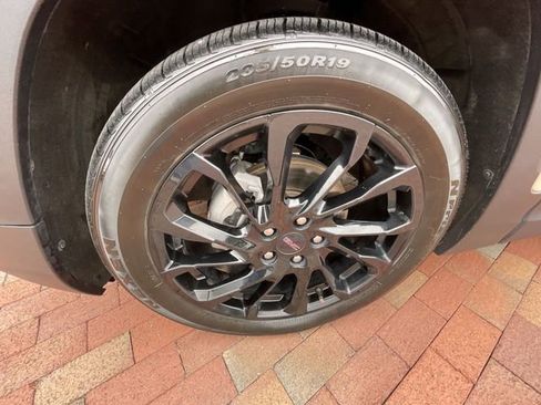 Used 2023 GMC Terrain SLT w/ Infotainment Package II image 26