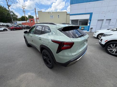 New 2026 Chevrolet Trax ACTIV w/ Driver Confidence Package FWD image 3