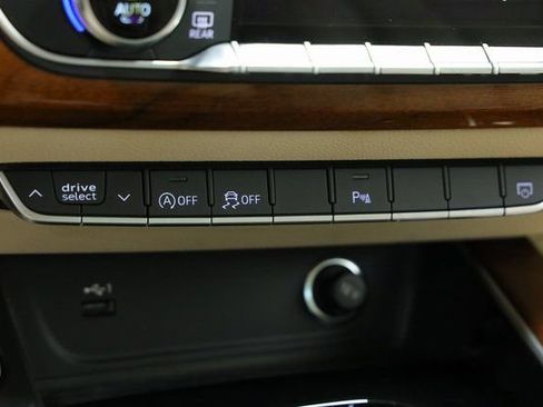 Used 2023 Audi A4 2.0T Premium Plus w/ Premium Plus Package image 21