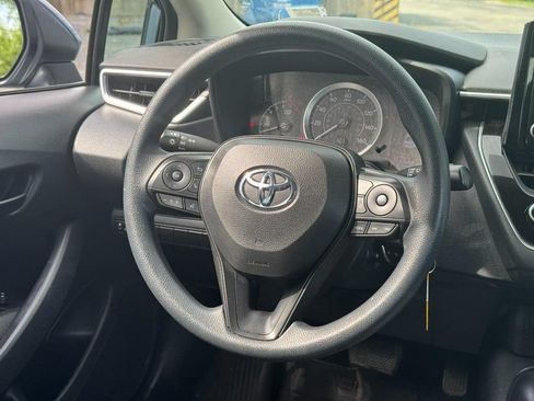 Certified 2022 Toyota Corolla LE FWD image 15