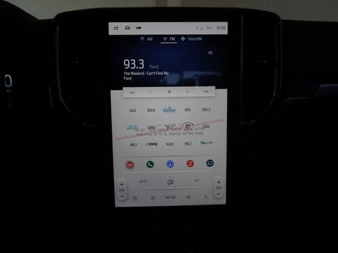 New 2025 Ford Ranger Lariat w/ Black Appearance Package image 31