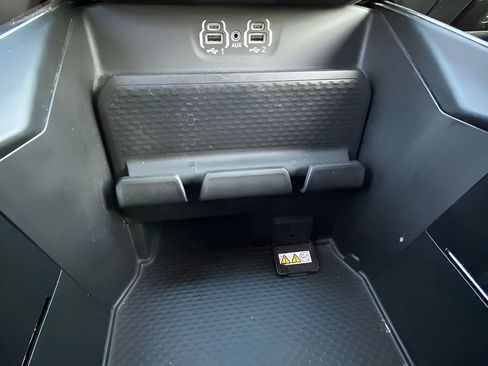 Certified 2023 RAM 1500 Laramie image 29