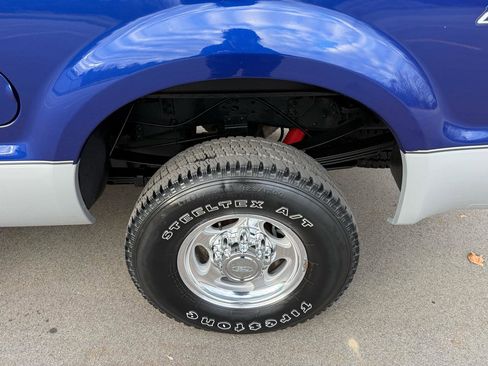 Used 2003 Ford F250 Lariat AWD/4WD image 14