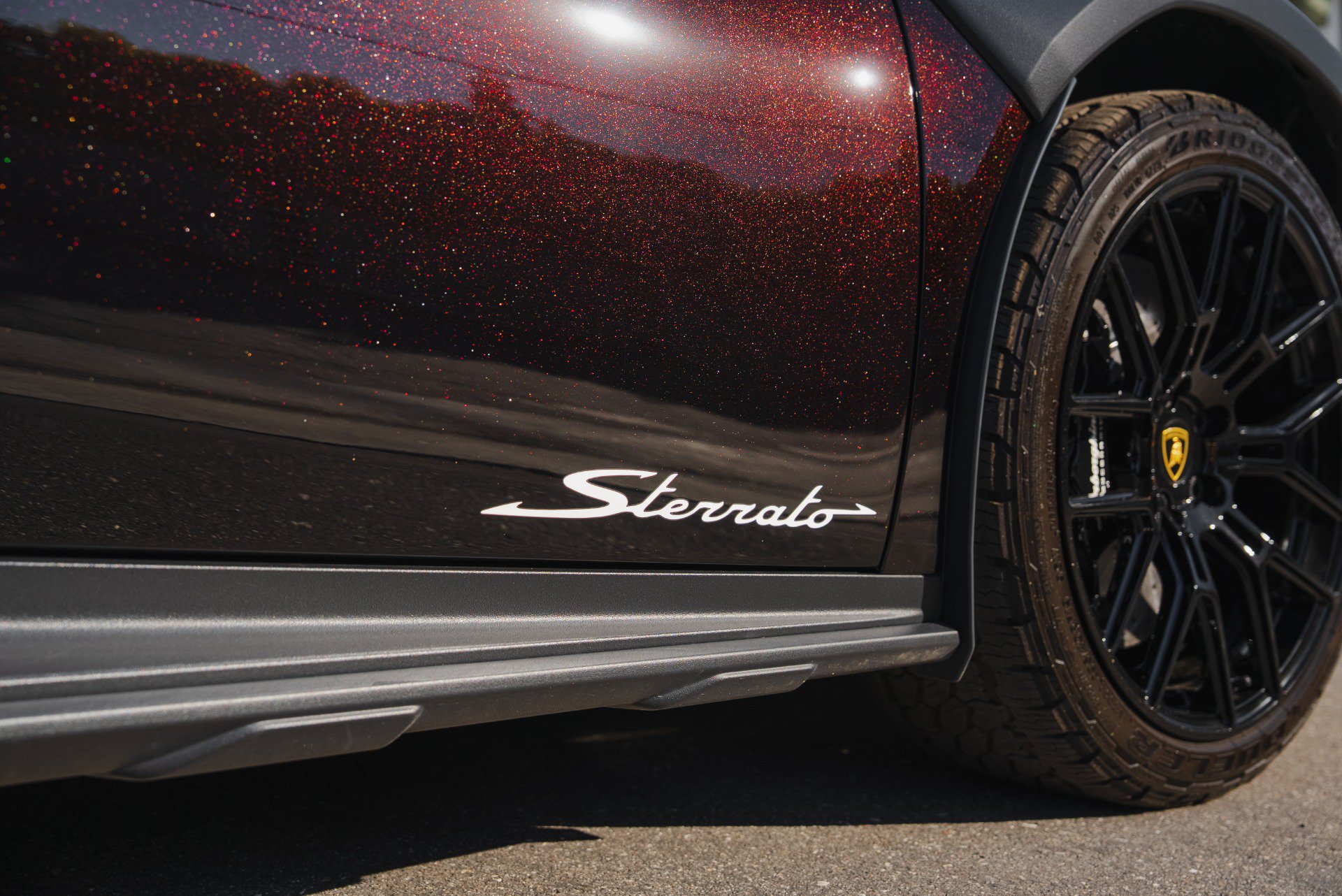 Used 2024 Lamborghini Huracan Sterrato AWD/4WD image 7