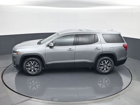 Used 2023 GMC Acadia SLE FWD image 21