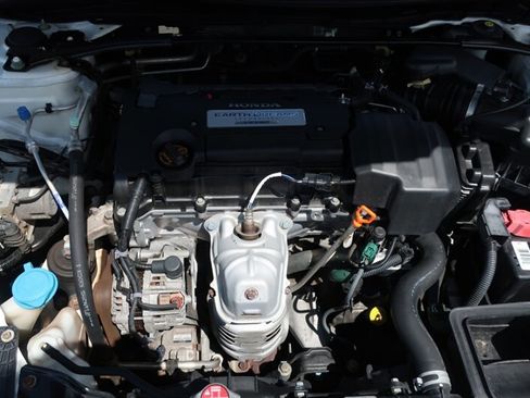 Used 2013 Honda Accord EX image 37