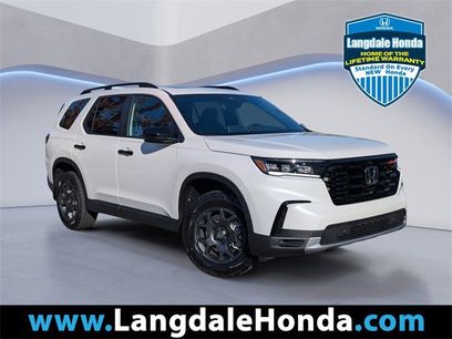 New 2025 Honda Pilot TrailSport