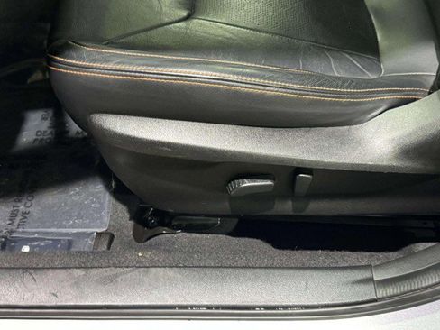 Used 2019 Subaru Crosstrek 2.0i Limited w/ Moonroof Package w/Navigation image 29