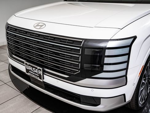 Used 2026 Hyundai Palisade Calligraphy AWD/4WD image 16