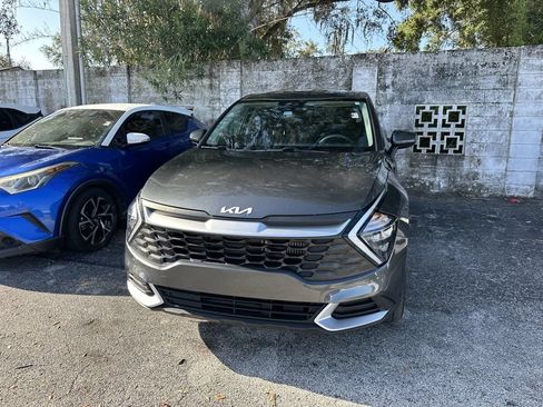 Used 2023 Kia Sportage LX AWD/4WD image 7