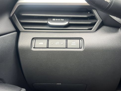 New 2026 Nissan Altima 2.5 SR FWD image 10